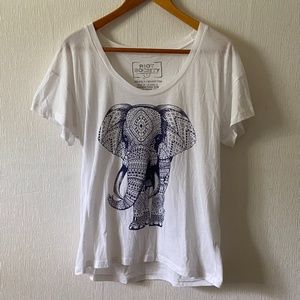 Elephant t-shirt